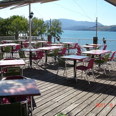 Hotel Les Flots Bleus Savines Bagian luar foto
