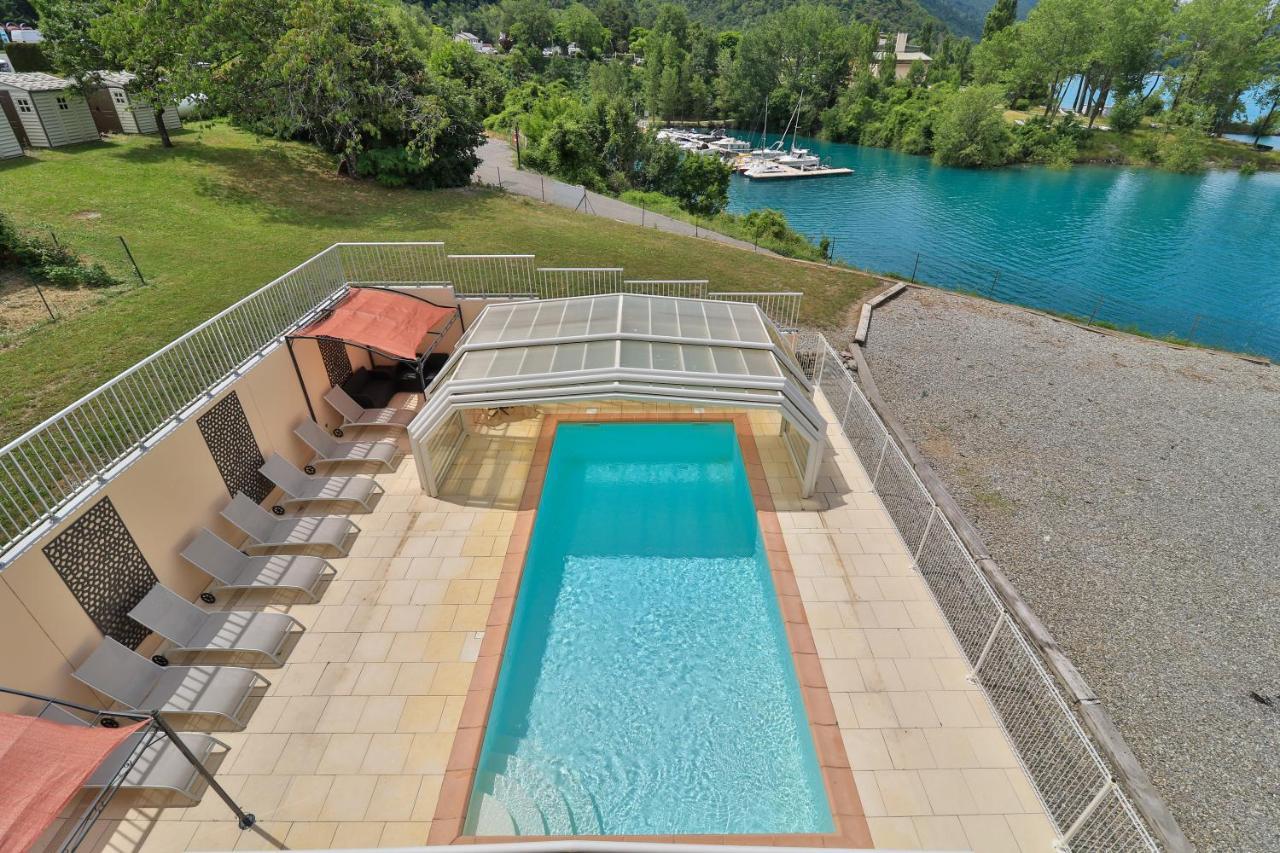 Hotel Les Flots Bleus Savines Bagian luar foto