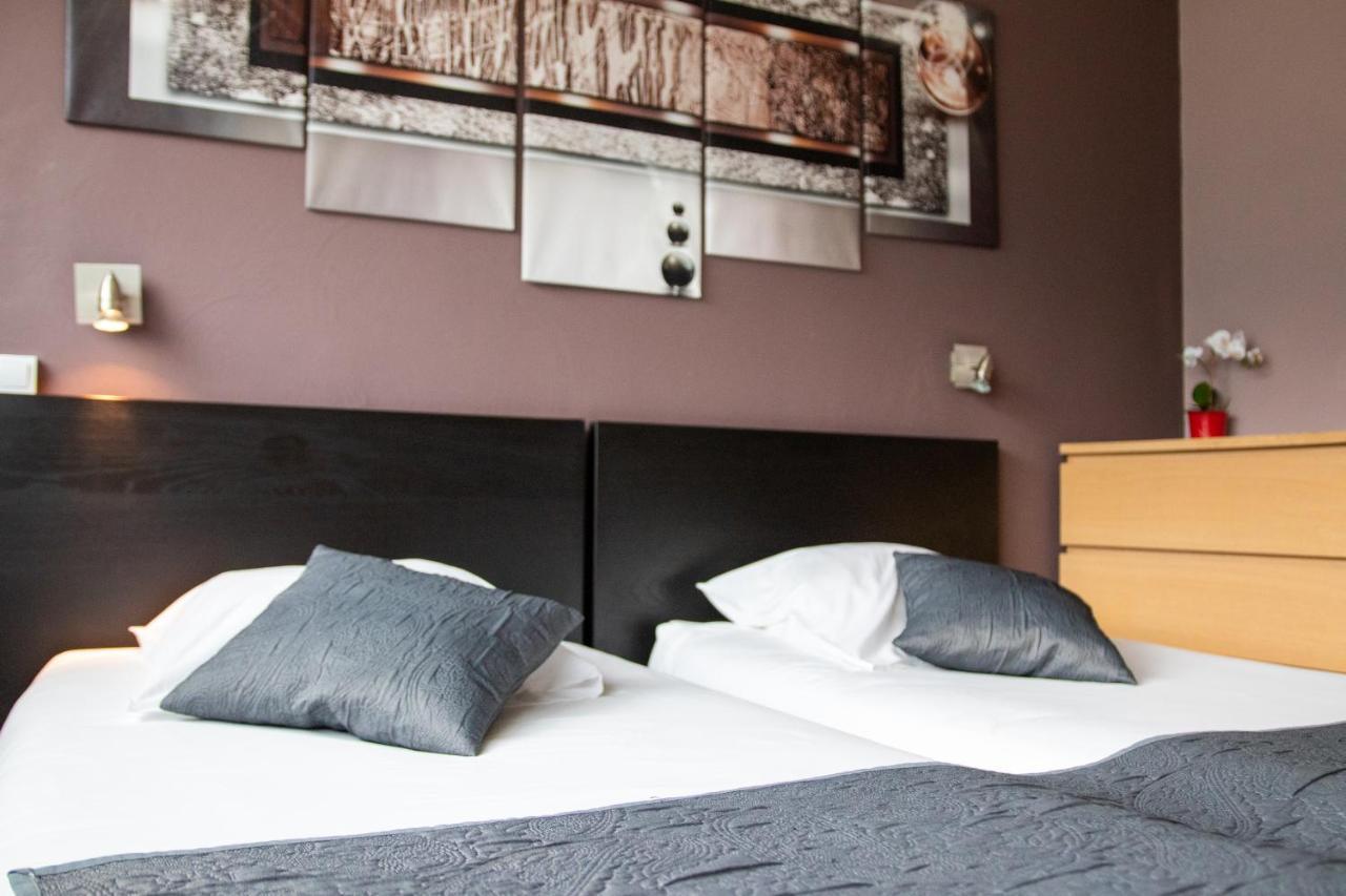 Hotel Les Flots Bleus Savines Bagian luar foto